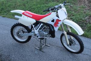 Yamaha YZ 250 - 1989 come nuova PERMUTE LEGGERE