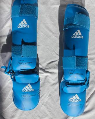 Protezioni Adidas WKF blu (Gambe+Guanti+Cintura)