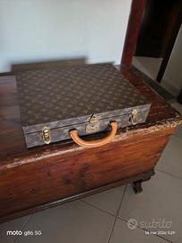 Valigia Yves Saint Laurent