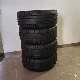 4 Gomme Bridgestone Turanza 6 255/45 R19 - NUOVE
