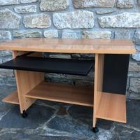 Scrivania con porta tastiera nero