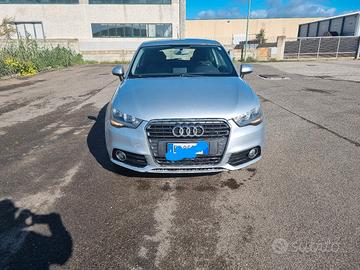 AUDI A1  benzina 2011