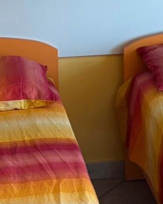 2 strutture letti arancio