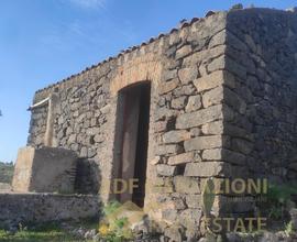 Terreno Con Rudere Accatastato