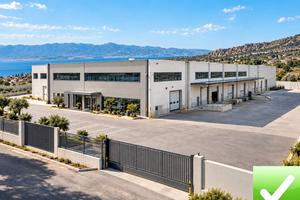 Ampio Capannone Industriale Campo Calabro