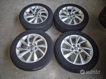 Cerchi In Lega Da 16" Per Opel Astra K