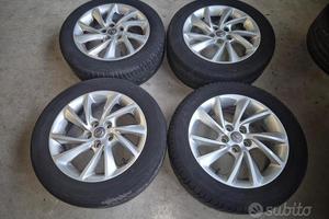 Cerchi In Lega Da 16" Per Opel Astra K