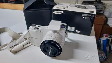 Samsung NX2000