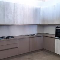 Cucina di esposizione --modificabile-