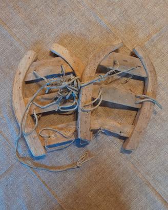 Ciaspole in legno antiche e originali
