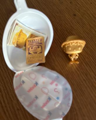 Monkey D. luffy gold kinder joy
