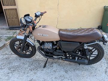 Moto Guzzi V35 cafè Racer 1982