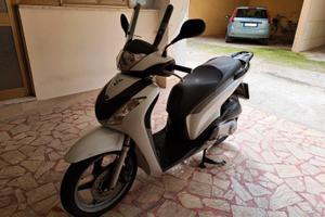 Moto SH 125
