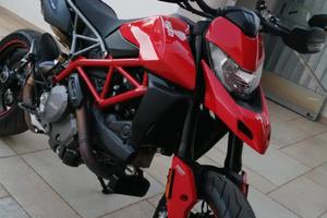 Hypermotard 950 