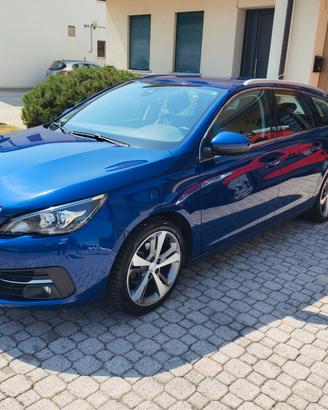 Peugeot 308 BlueHDi 130 S&S SW Allure