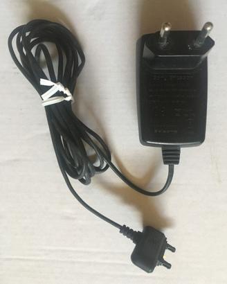Alimentatore Sony Ericsson CST-60 AC/DC