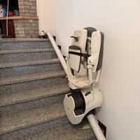 Montascale elettrico - servoscala per anziani