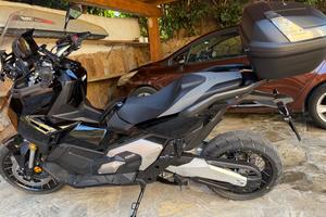 Honda X-ADV 750 - 2025