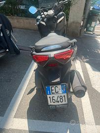 Yamaha X-Max 125 – anno 2014 – €1.000