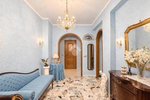 2 LOCALI A ROMA