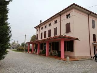 Villa Bifamiliare