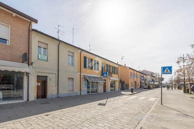 6 LOCALI A CERVIA