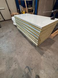 Panneli sandwich coinbentato