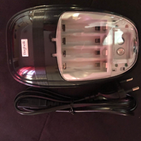 Caricabatteria batterie stilo Beghelli