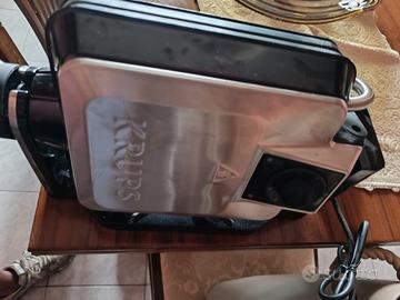 Krups FDD95D10 Doppelwaffeleisen, 1200 W, 1 Decibe