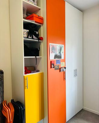 Armadio con libreria e comodino