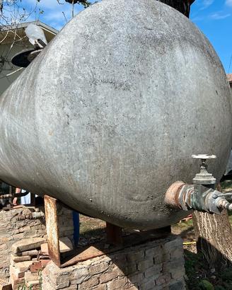 Cisterna per acqua in ferro 4000l