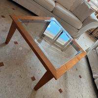 Tavolino in legno e vetro – stile moderno