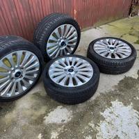 GOMME FORD CON CERCHI IN LEGA ORIGINALI