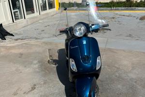 Vespa lx