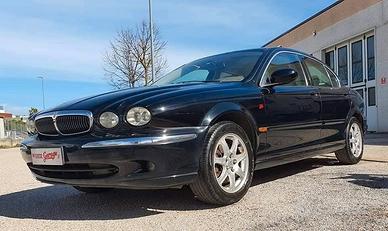 Jaguar X-Type 2 litri V6 24V cat Executive - Asi