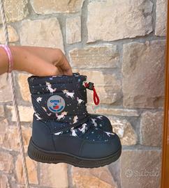 Stivaletti  bimba numero 25 blu scuro con unicorni