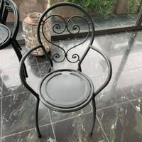 Sedia da esterno in metallo