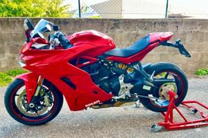 Ducati SuperSport 939 + accessori