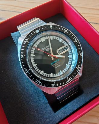 Seiko 5 Sports SRPK17