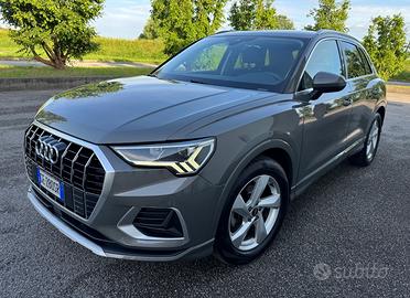 Audi Q3 35 TFSI S tronic Business