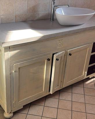 Mobile bagno completo con lavabo e specchio