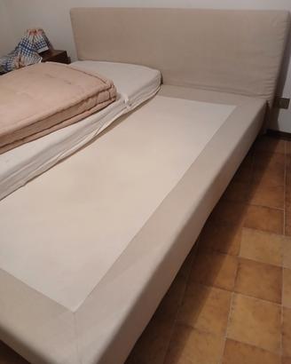 Letto matrimoniale