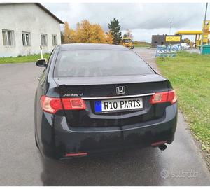 SPOILER PER HONDA ACCORD VIII DEL BAULETTO 03-12