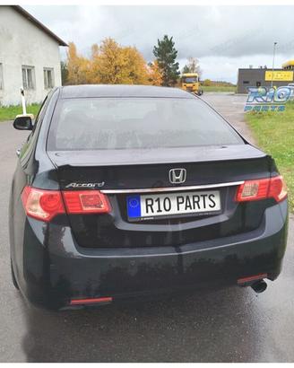 SPOILER PER HONDA ACCORD VIII DEL BAULETTO 03-12