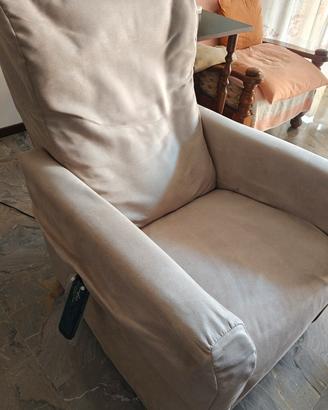 Poltrona reclinabili elettrica