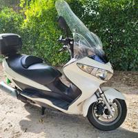 Suzuki Burgman 200 - 2011
