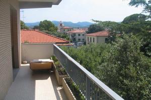 Signore 70enne, non fumatore con referenze