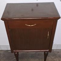 Comodino Vintage in legno 