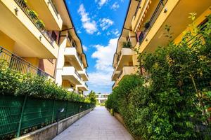 2 LOCALI A CUSANO MILANINO