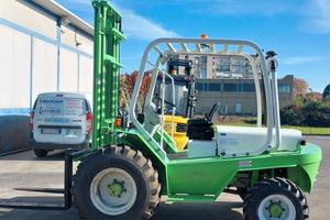 Carrello elevatore fuoristrada martini e duranti